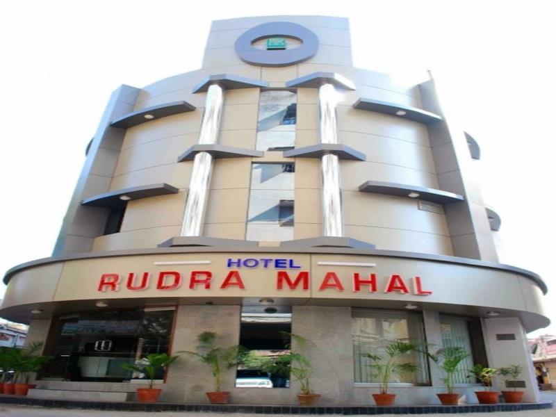 Oyo Flagship 19003 Hotel Rudra Mahal Amhedabad Dış mekan fotoğraf